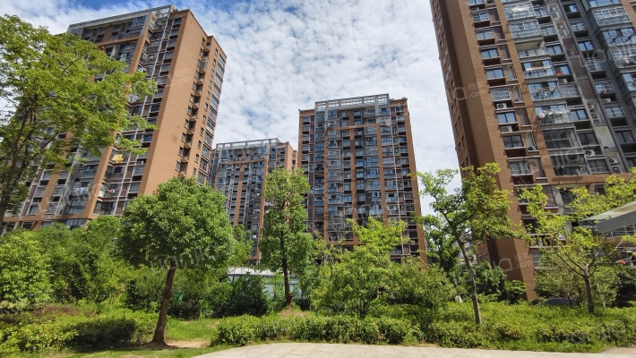 南方绿邸外景图