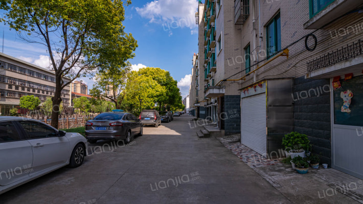 联抗西路外景图