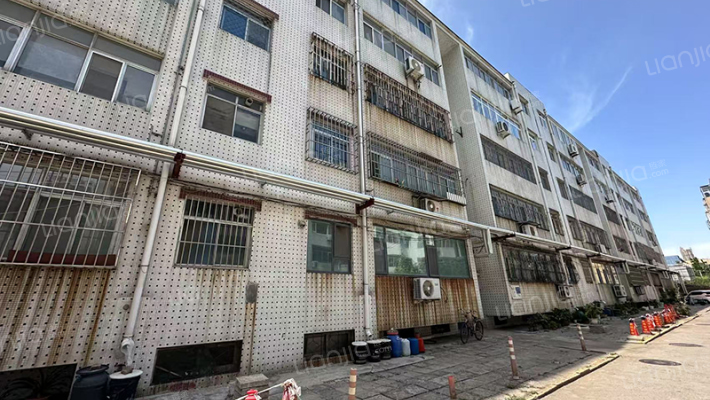 国税局宿舍外景图