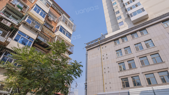 新泉大厦外景图