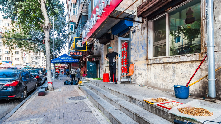 建国北头道街外景图