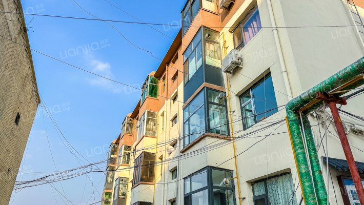 七七三家属院外景图