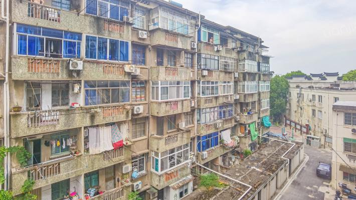 化肥厂宿舍外景图