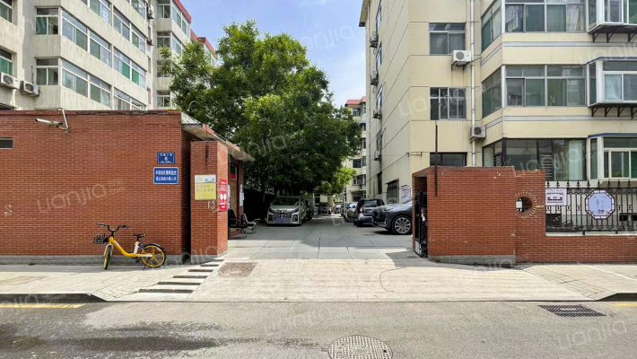 交警队宿舍外景图