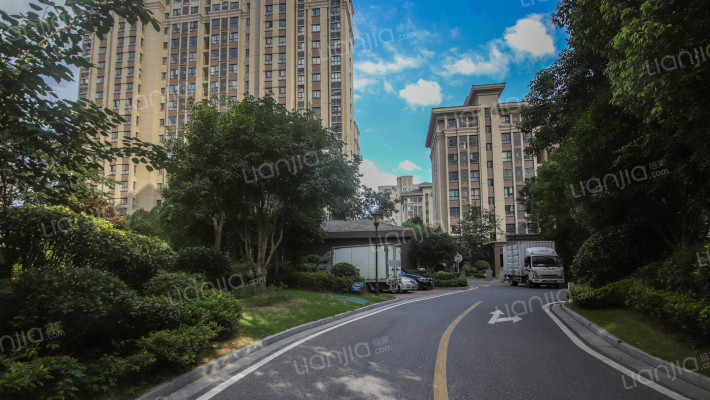 荣城东苑外景图