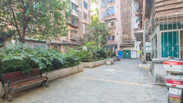 贵惠路135号院外景图