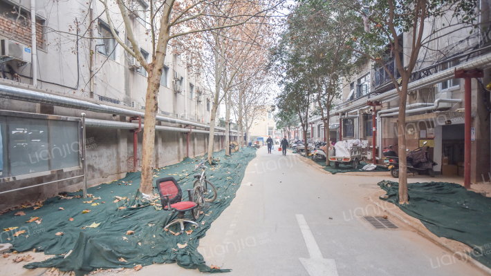 文化路72号院外景图