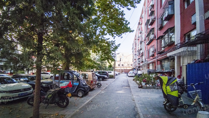 蒲黄榆四里外景图