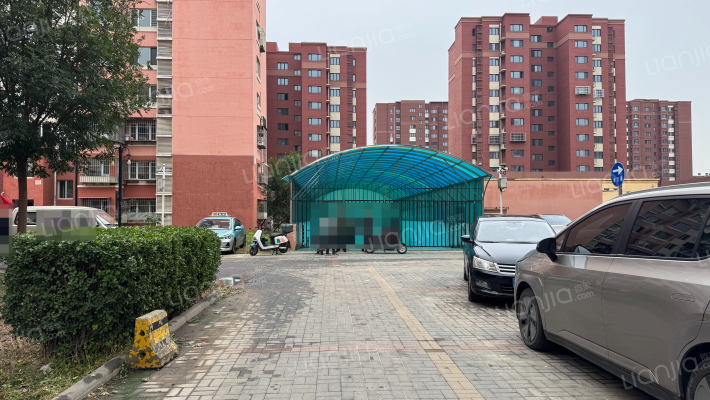 盛东北园外景图