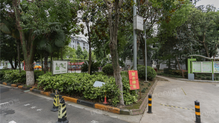 塔城小区外景图