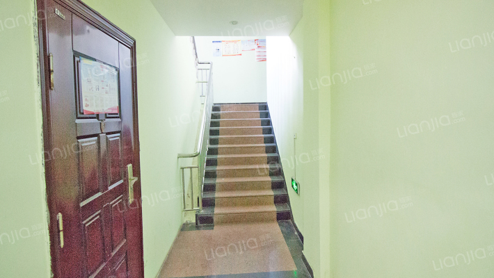 瑞逸公寓外景图