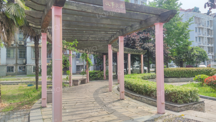 欣居花苑外景图