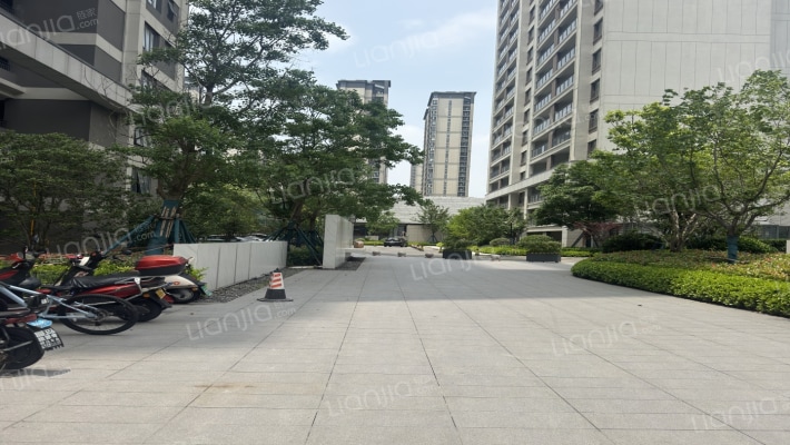 境雅四季花苑外景图