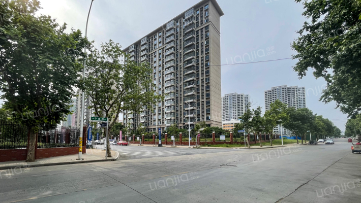 襄阳碧桂园峰景苑外景图