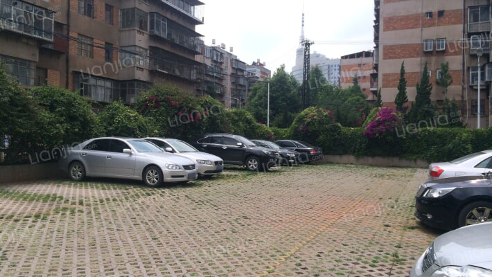 昆明总医院棕树营住宅区外景图