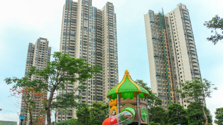 保利珑门外景图