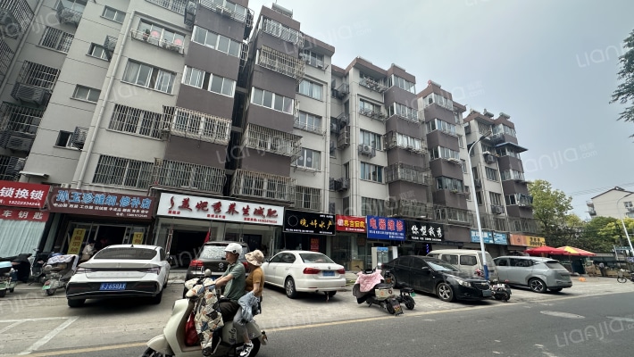 康宁小区外景图