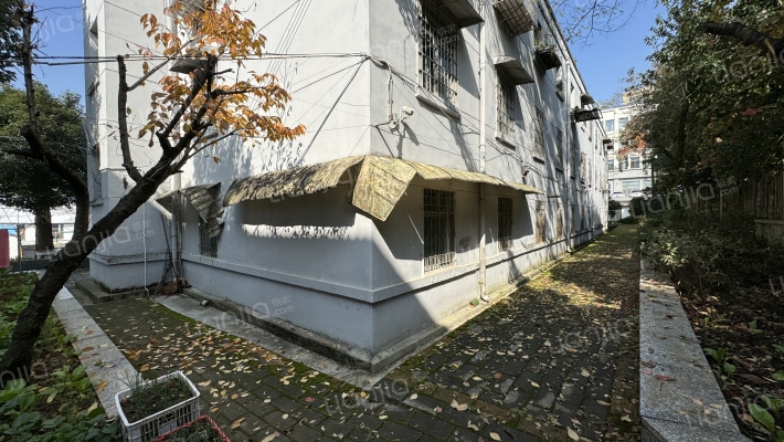 红宝石街4号外景图