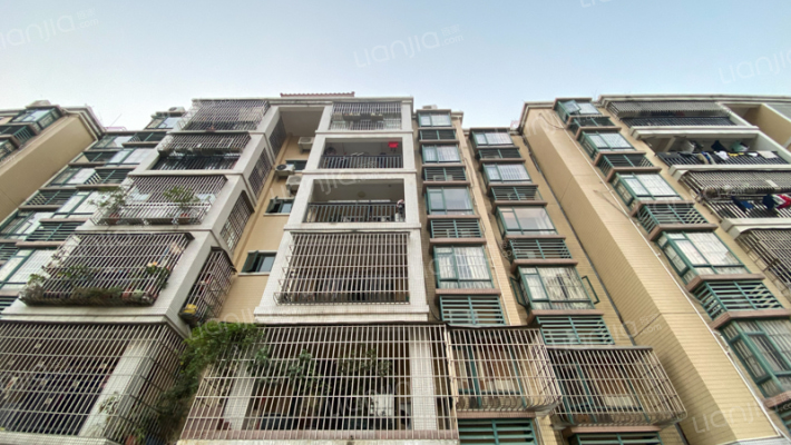 翠岸华庭外景图