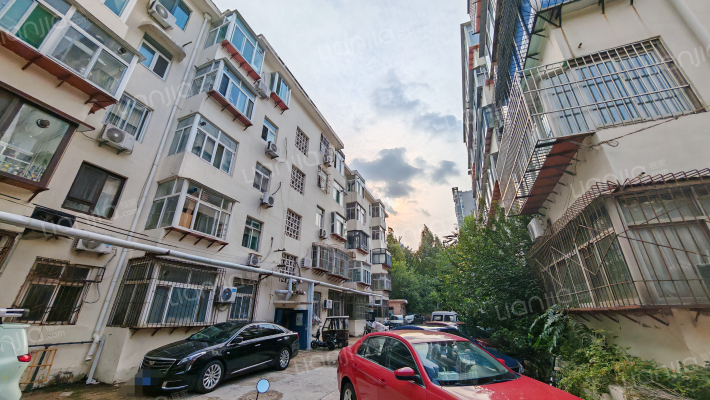 燕子山小区西路6号外景图