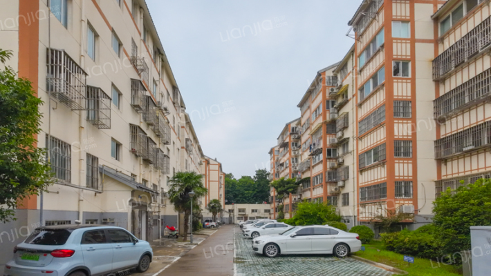 新安花苑外景图