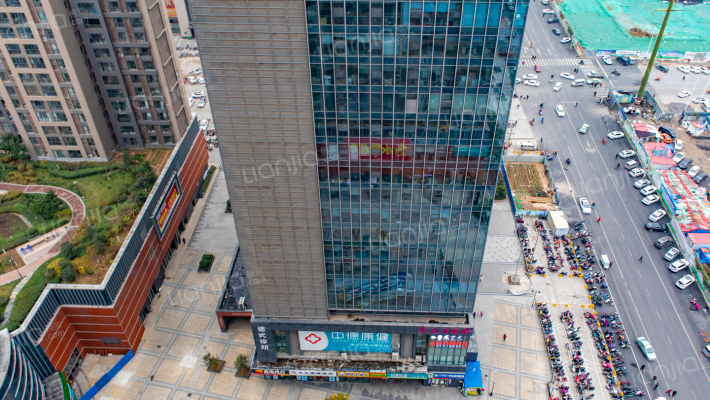 环球大厦外景图