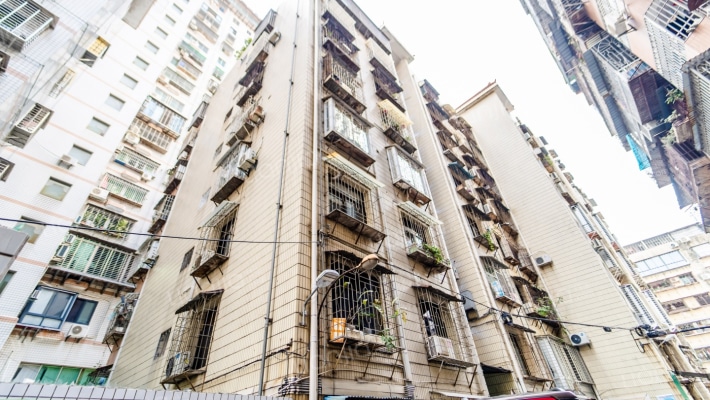 钨业宿舍外景图