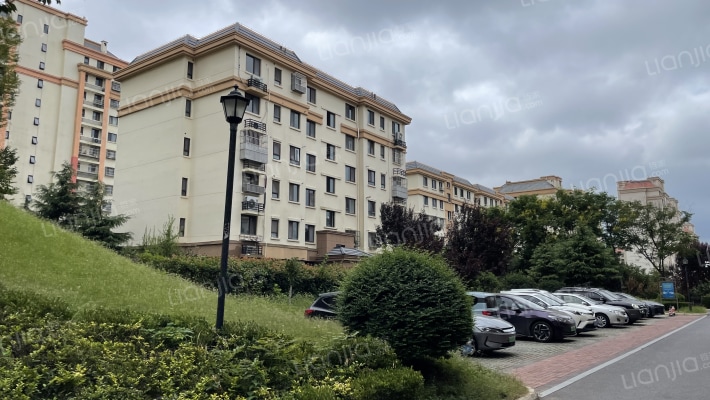 午山一小区外景图