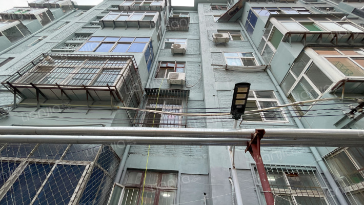 公交家属院外景图