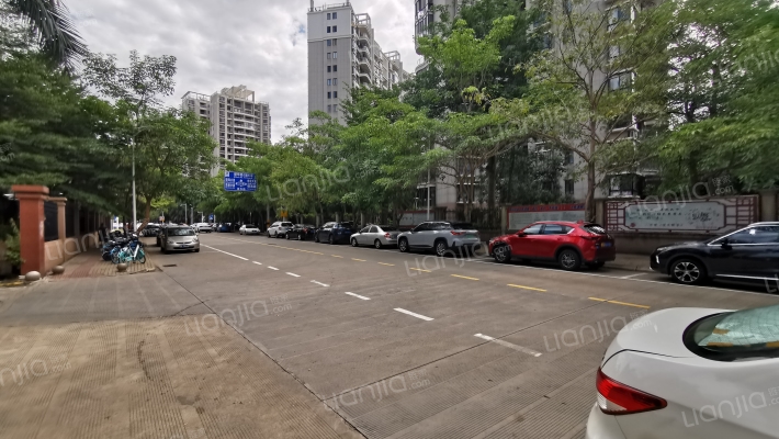 阳光百和外景图