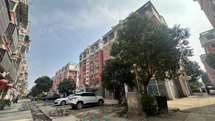 登达花苑外景图