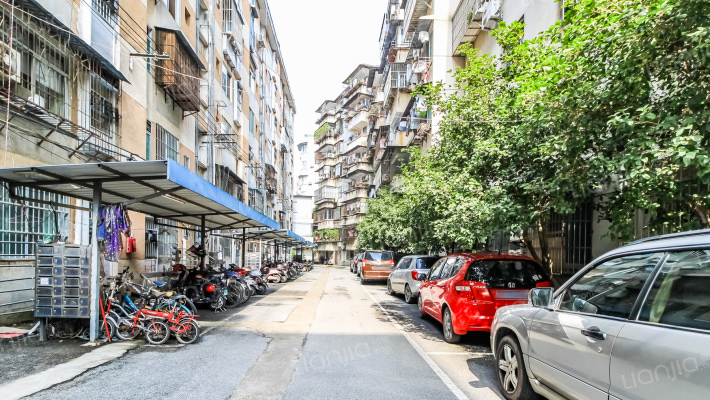 广西广播电视技术中心宿舍区外景图