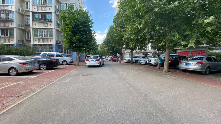 果园西里外景图