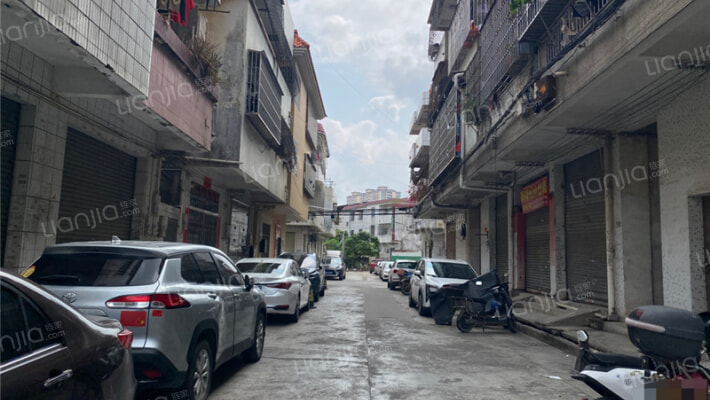 凤城一街外景图