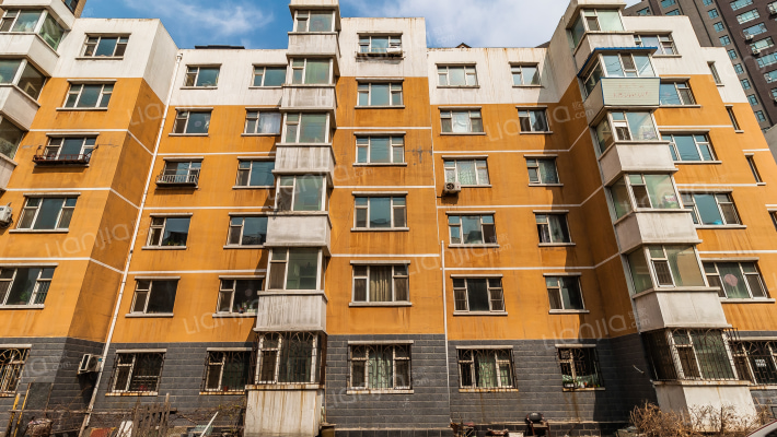 轻铁湖光花园二期外景图