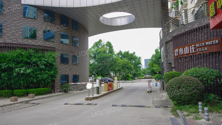 碧水山庄外景图