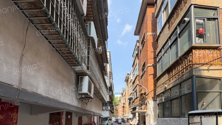 驻马店市商务局第一家属院外景图