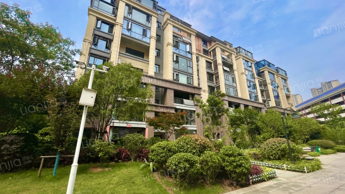 广晟江山帝景雅墅外景图