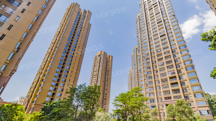 领地海纳豪庭外景图