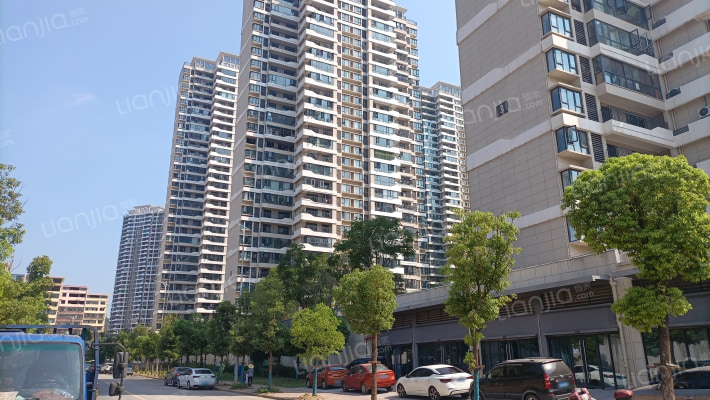 保利嘉福领秀山外景图