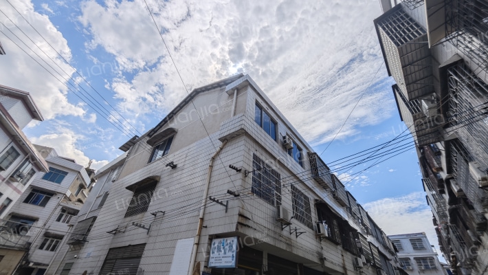 人民南路外景图