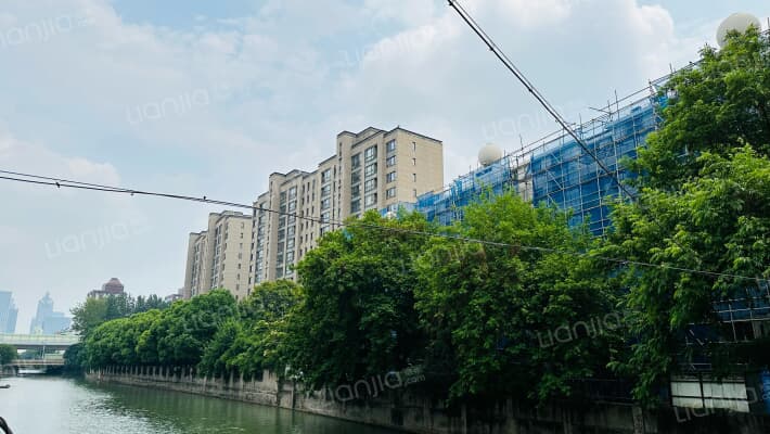 万科长风别墅外景图