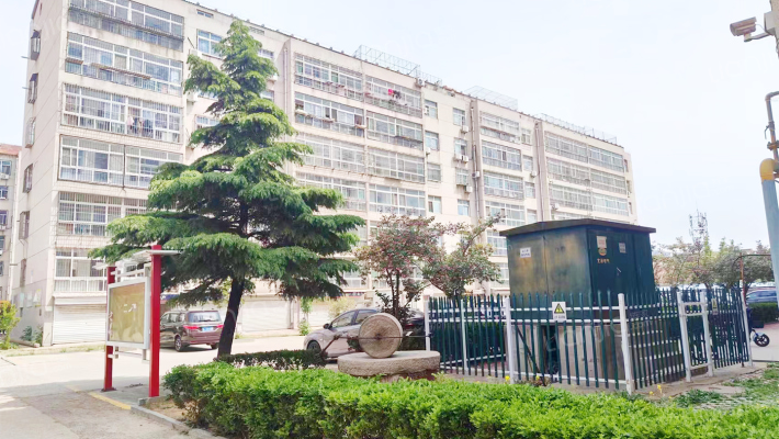 堰东老回迁楼外景图