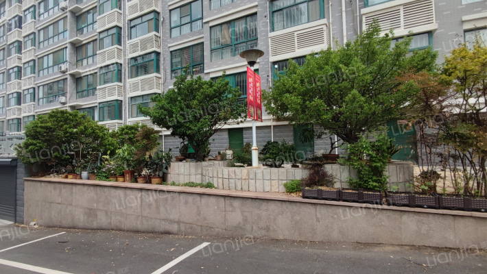 三联小区西区外景图