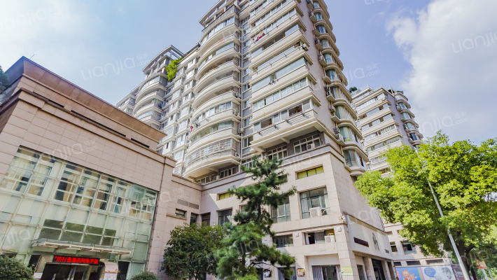 北苑商贸区东区外景图