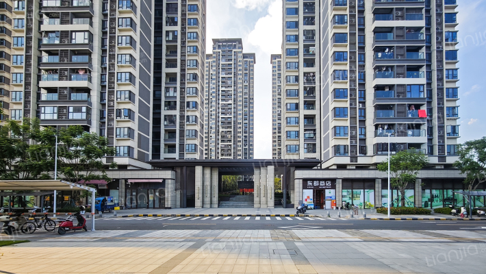 大华东郡府外景图