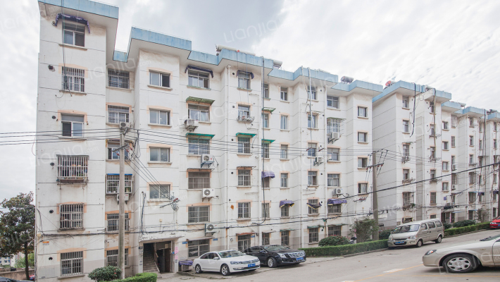 竹山公寓外景图