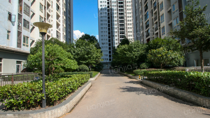 都市和谐家园外景图