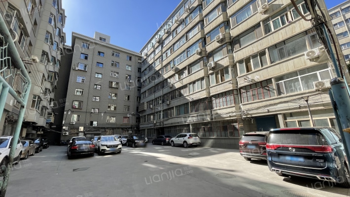 市检察院市人行家属院外景图