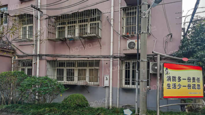 镇南小区外景图